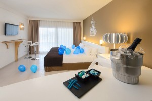 twitter hotel suite 3